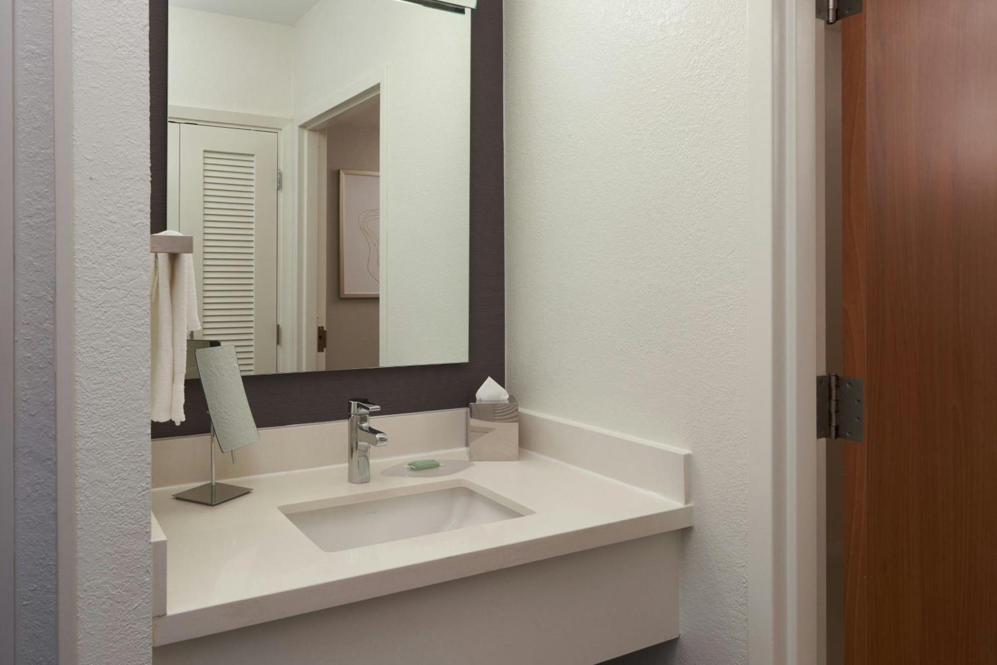 Courtyard By Marriott Fort Lauderdale Weston Esterno foto
